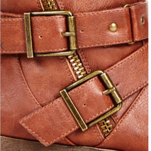 New Size 5.5 Faux Leather Woman’s Boots - Picture 5 of 6